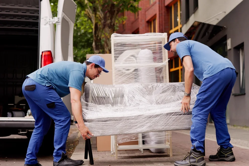 Red Flags When Hiring Movers and Packers in Business Bay 